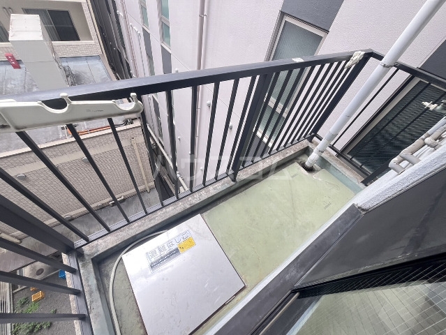 13/28 バルコニー