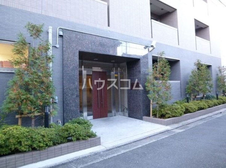 15/21 エントランス