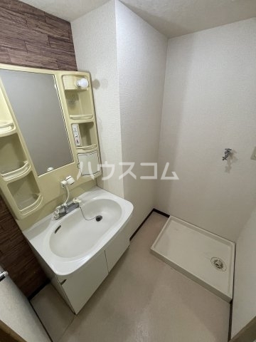 13/28 洗面