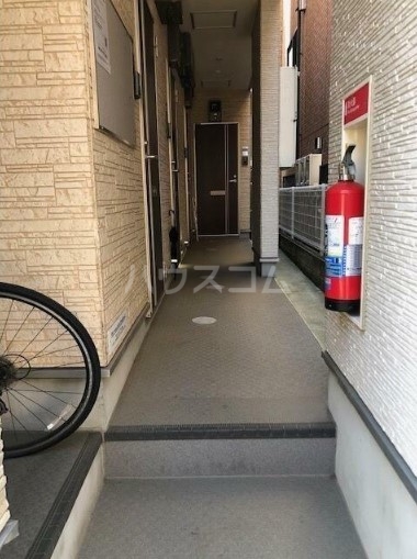 14/16 エントランス