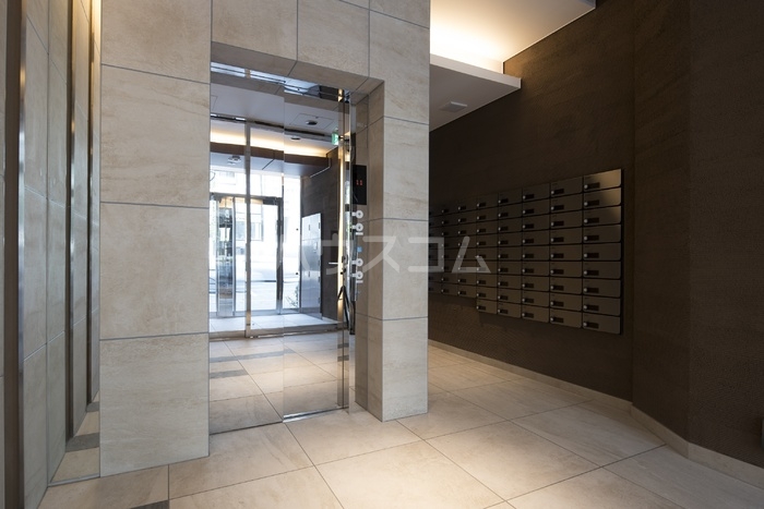 13/24 エントランス