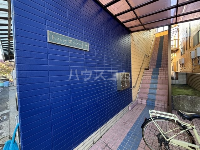 3/6 エントランス