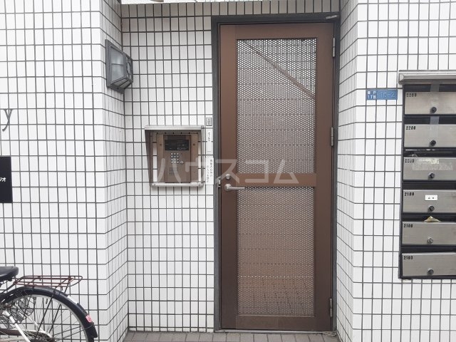 29/30 エントランス