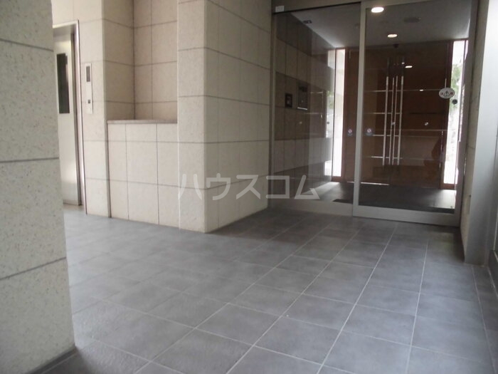 19/24 エントランス