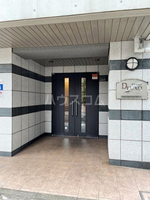 7/11 エントランス