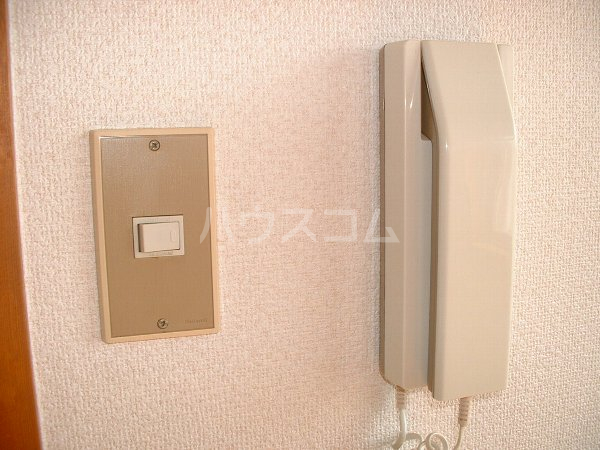 17/26 エントランス