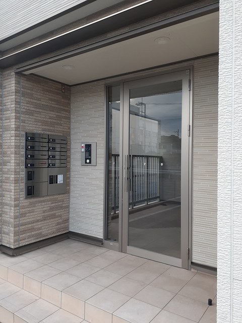 3/10 エントランス