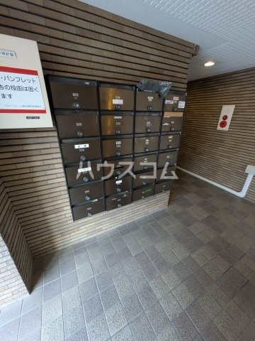 14/22 エントランス