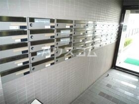 21/30 エントランス