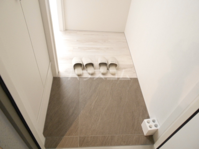 6/25 玄関