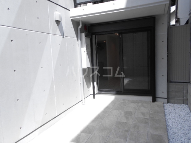 15/25 エントランス