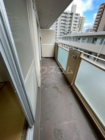 20/30 バルコニー