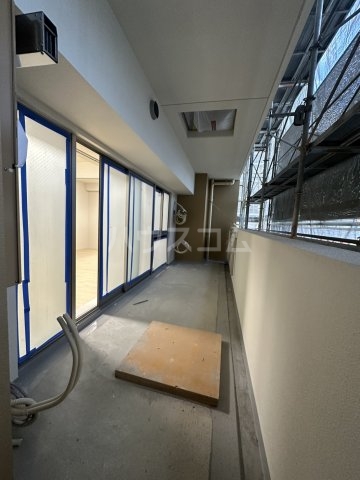 19/30 バルコニー