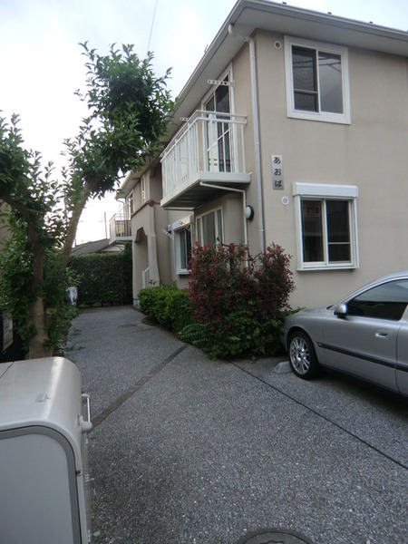 16/21 エントランス