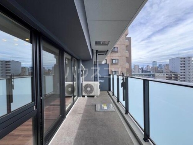 13/21 バルコニー