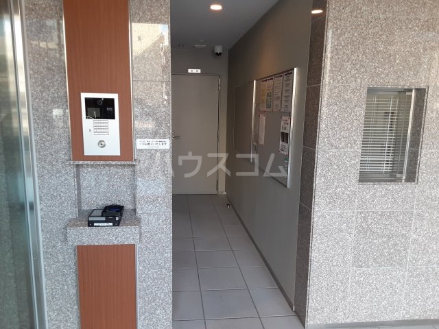 19/21 エントランス