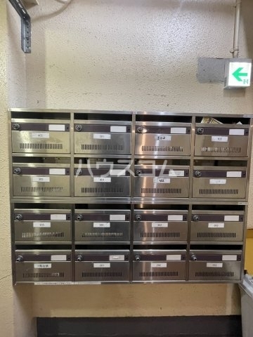 14/23 エントランス