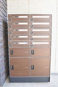 17/27 エントランス