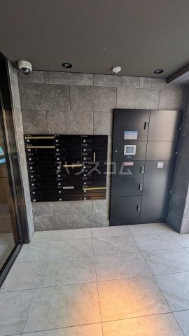 17/27 エントランス