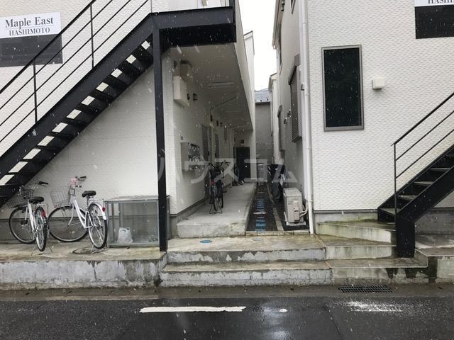 16/25 エントランス