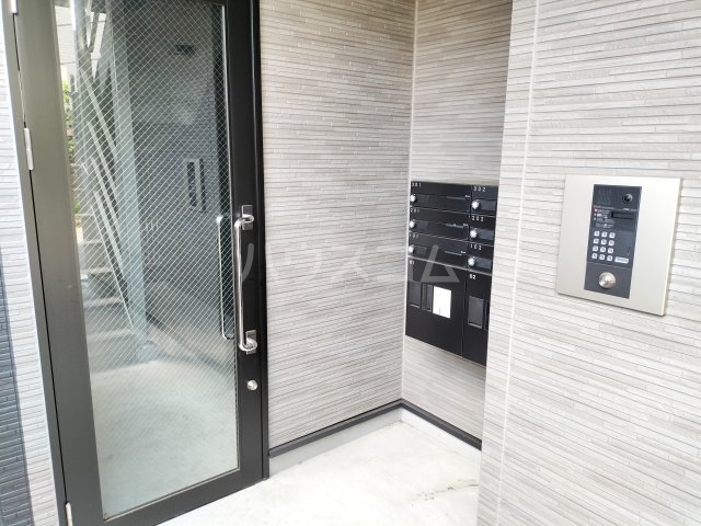 2/6 エントランス