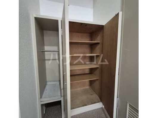 20/28 バルコニー