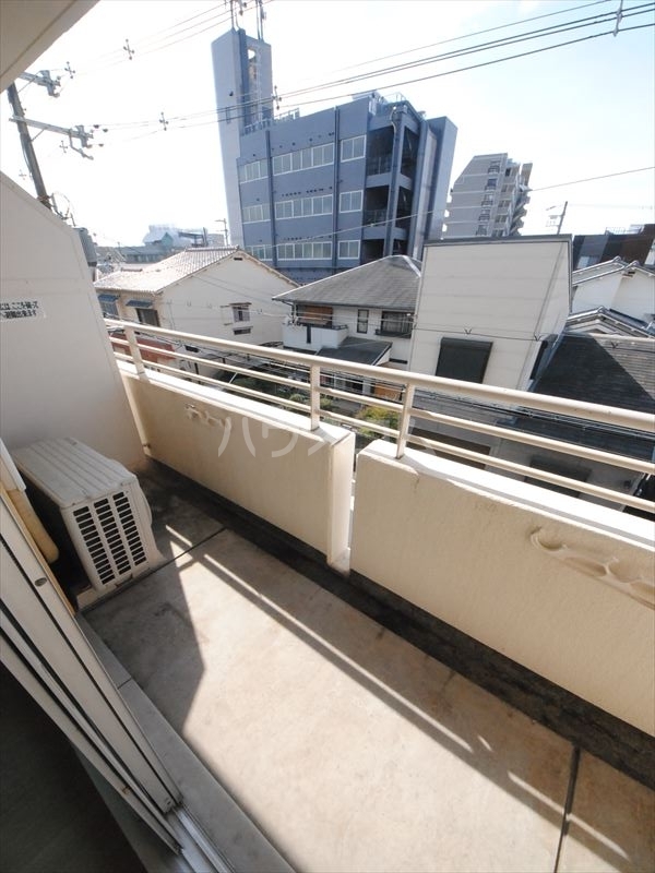 17/28 バルコニー