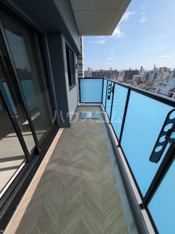 23/30 バルコニー