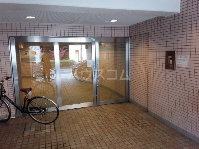 2/11 エントランス