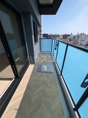 23/30 バルコニー