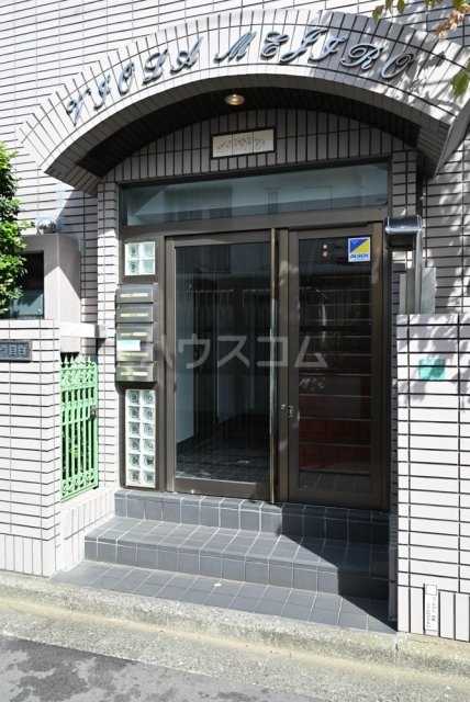 20/24 エントランス