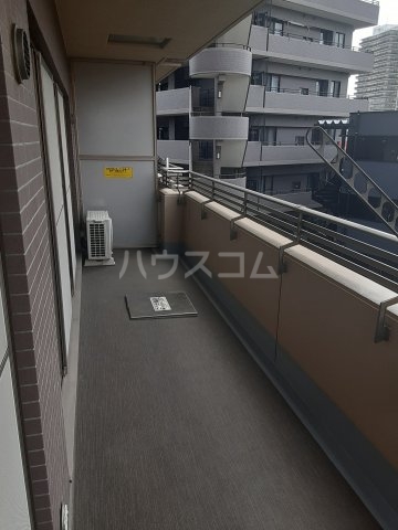 19/30 バルコニー