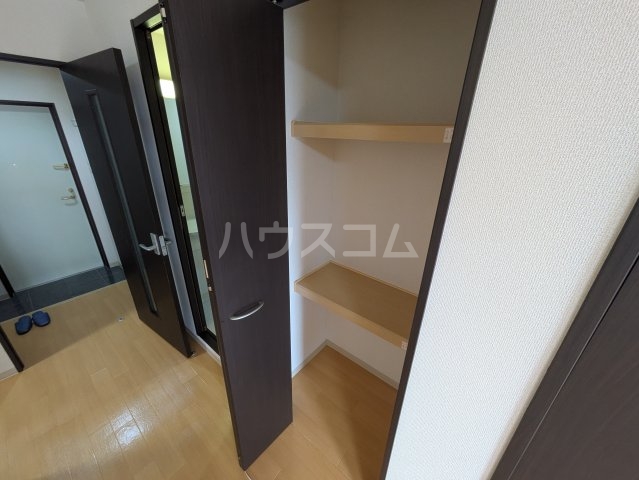 13/30 収納
