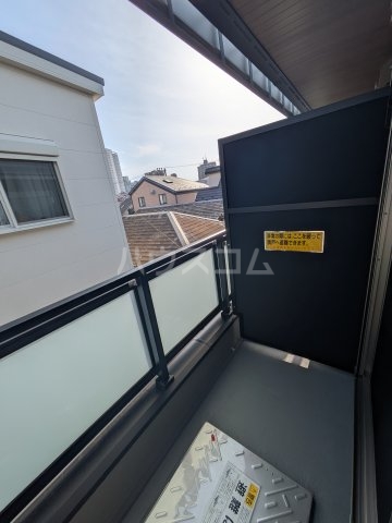 20/30 バルコニー