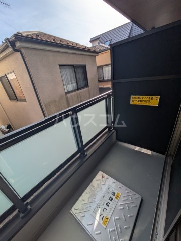 20/30 バルコニー