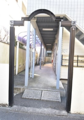 14/23 エントランス