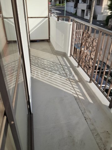 15/27 バルコニー