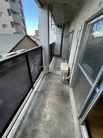 18/27 バルコニー