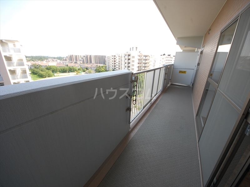 19/25 バルコニー