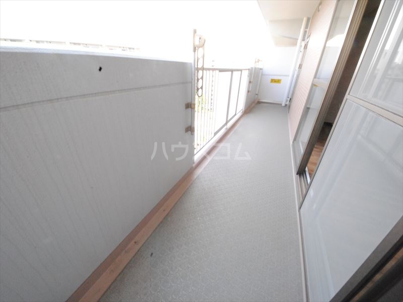 27/30 バルコニー