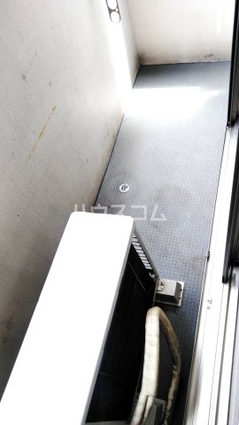 20/30 バルコニー