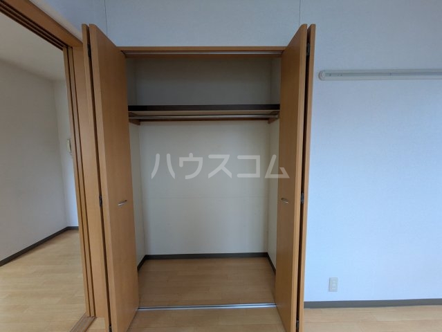 13/30 収納