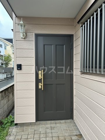 23/30 エントランス