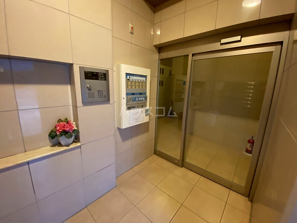 2/11 エントランス