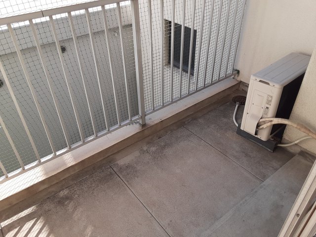 15/26 バルコニー