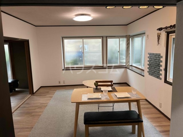 2/11 リビング/ダイニング