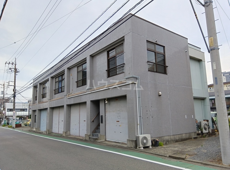 2/5 エントランス