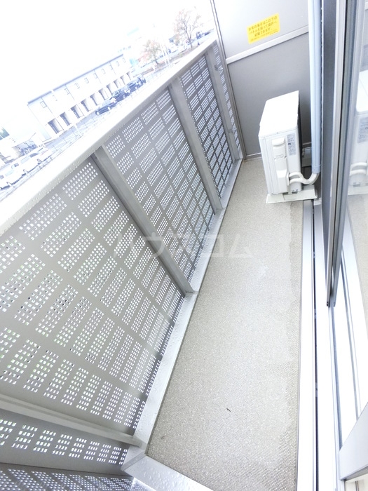 13/21 バルコニー