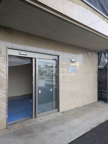 5/8 エントランス