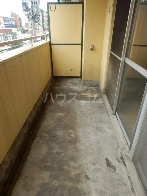 18/24 バルコニー